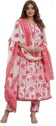 PARTHVI Women Viscose Rayon Kurta Pant Dupatta Set