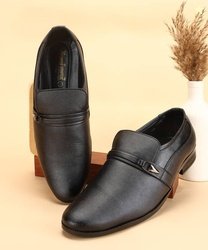 Paragon Slip On For Men(Black , 8)