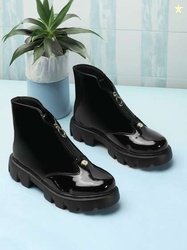 Roadster Women Platform Chunky Boots