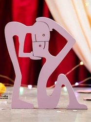 Artisyn Kissing Couple Showpiece