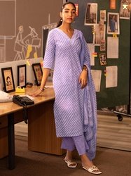 Libas Women Leheriya Printed Regular Thread Work Kurta with Trousers &