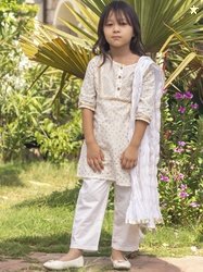 Sangria Girls Bandhani Printed Pure Cotton Kurta Sets & Dupatta