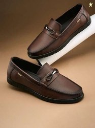 Duke Men Textured Loafers