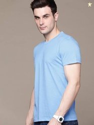 Roadster Men Solid Round Neck Pure Cotton Blue T-Shirt