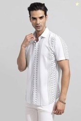 Snitch Men Slim Fit Printed Casual Shirt