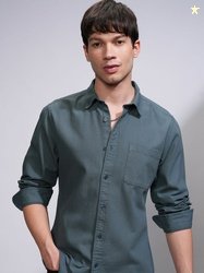 HIGHLANDER Men Slim Fit Button-Down Collar Solid Cotton Casual Shirt