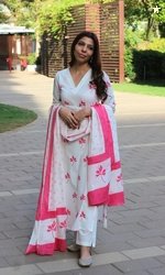 SANGOURI Women Viscose Rayon Kurti Pant Attached Dupatta Set