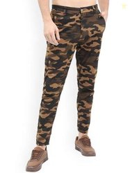 HIGHLANDER Men Tapered Fit Joggers Trousers