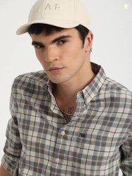 THE BEAR HOUSE Men Slim Fit Checkered Button Down Collar Casual Shirt