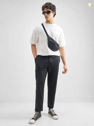 HIGHLANDER Men Tapered Black Cotton Blend Trousers