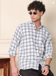 METRONAUT Men Regular Fit Checkered Spread Collar Casual Shirt