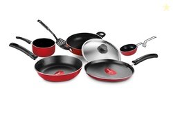 Pigeon Favourite 7 Piece Gift Set Non-Stick Coated Comes with Fry Pan,