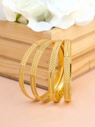 Zeraki Jewels Set Of 4 Textured Gold-Plated Bangles