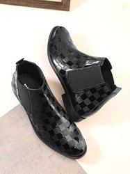 Roadster Textured Chelsea Boots