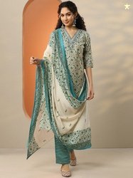 Gerua By Libas Floral Printed V-Neck Thread Work Straight Kurta With T