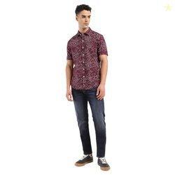 Levi's Men Cotton Geometric Slim Fit Shirt (32908-0325_Red, Small