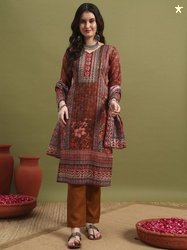 Wedani Women Ethnic Motifs Printed Straight Kurta with Trousers & Dupa