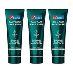 Dr. Batra's Daily Care Face Wash, Enriched with Tea Tree Oil, Vitamin