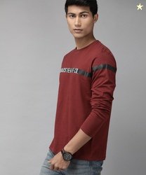 Roadster Men Typography Round Neck Cotton Blend Maroon T-Shirt