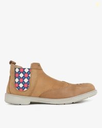 WOODLAND Wing-Tip Chukka Boots with Contrast Print Gussets