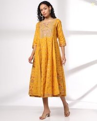AVAASA SET Women Embellished Flared Dress