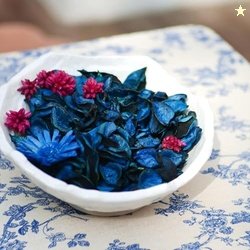 Decorative Vanilla Scented Dried Flowers Home Fragrance Sachet of Peta
